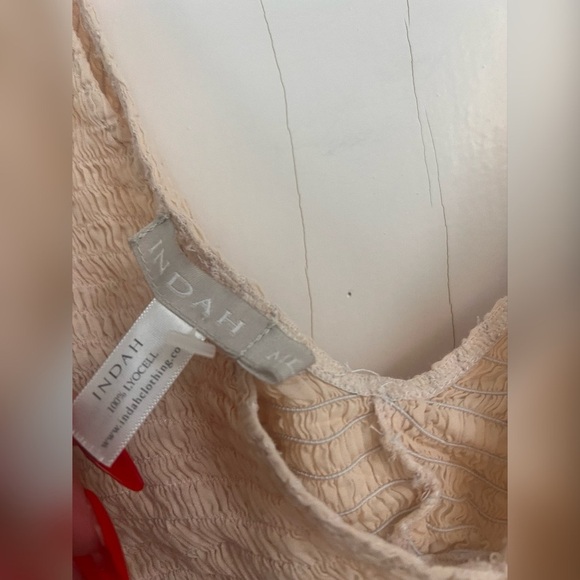 Indah Biru Solid Ruched Long Sleeve in Petal Size M/L $128 - Picture 4 of 8